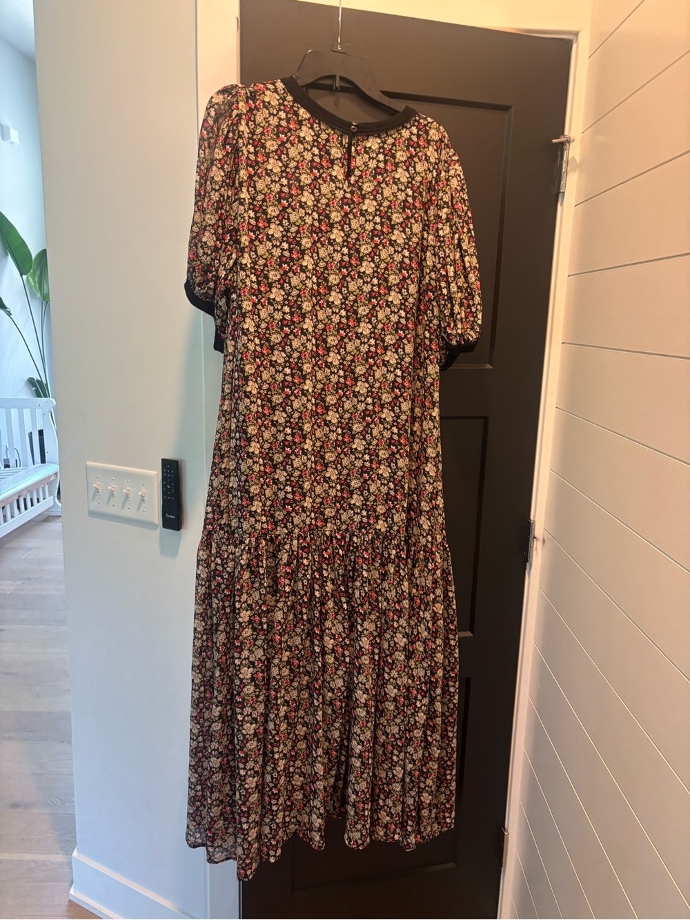Free People Courtside Crush Maxi Dress Large Black Combo NWT floral sleeves Boho - Picture 9 of 12